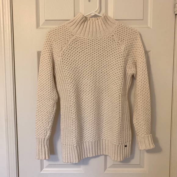 Selling winter/spring essentials! All barely worn or brand new! - Picture 7 of 15